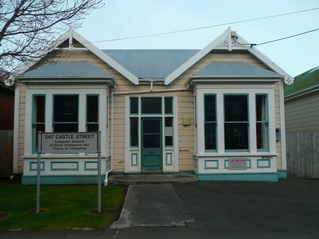 Katedra informatiky - Otago University. Já chodila na Maori studies.